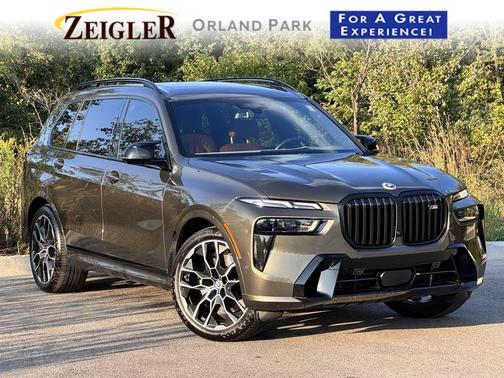 2023 BMW X7 M60i