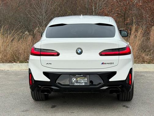 2024 BMW X4 M40i