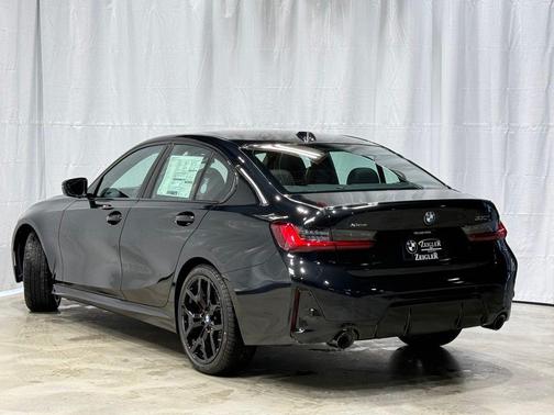 2026 BMW 330 I XDrive NA