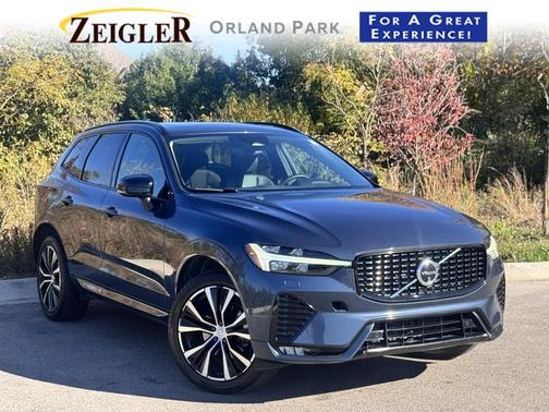 2024 Volvo XC60 B5 Plus Dark Theme