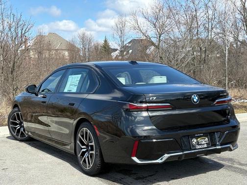 2025 BMW i7 xDrive60