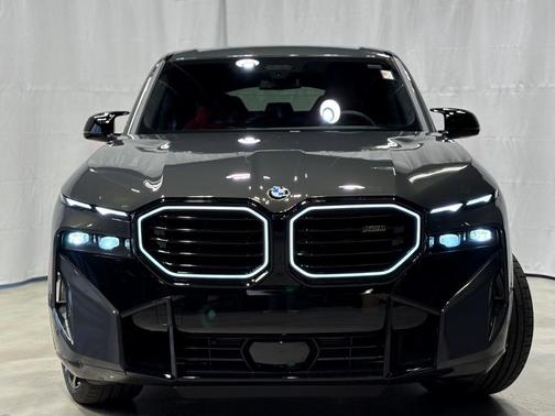2025 BMW XM Base
