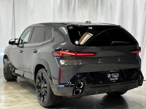 2025 BMW XM Base