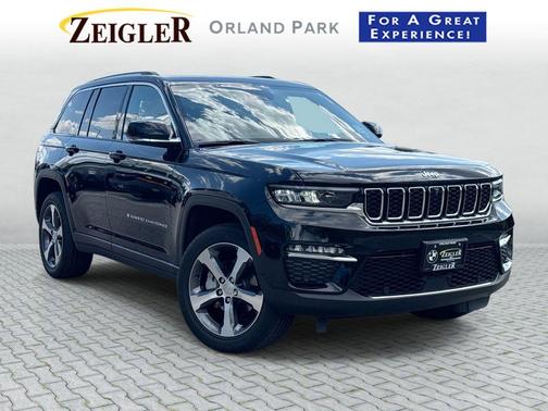 Diamond Black 2023 Jeep Grand Cherokee Limited