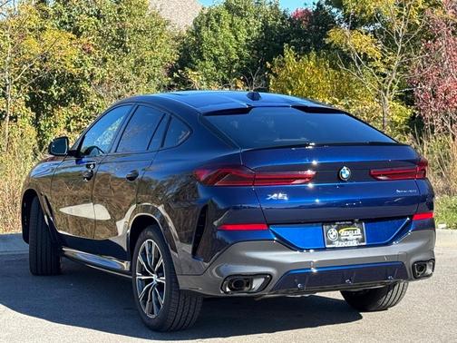 2026 BMW X6 xDrive40i