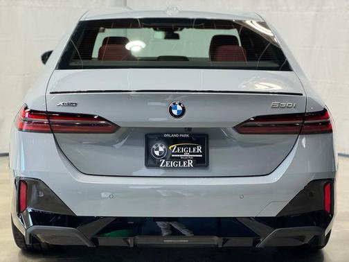 2026 BMW 530 i xDrive