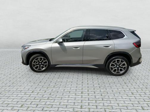 Space Silver 2026 BMW X1 xDrive28i