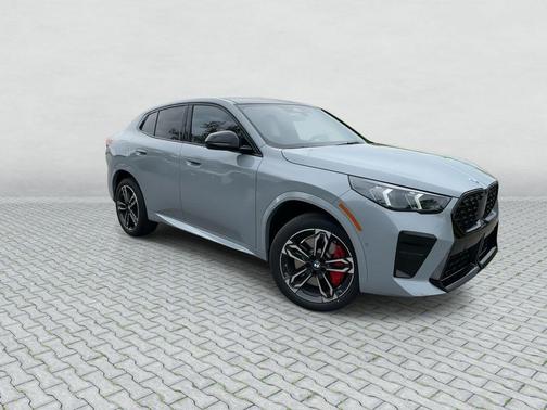 Gray Metallic 2026 BMW X2 xDrive28i