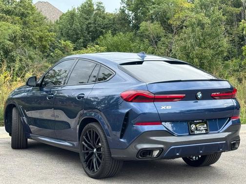 2023 BMW X6 xDrive40i