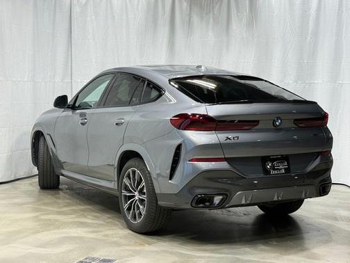 2026 BMW X6 xDrive40i