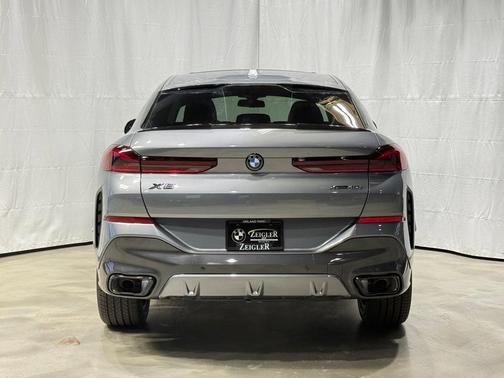 2026 BMW X6 xDrive40i