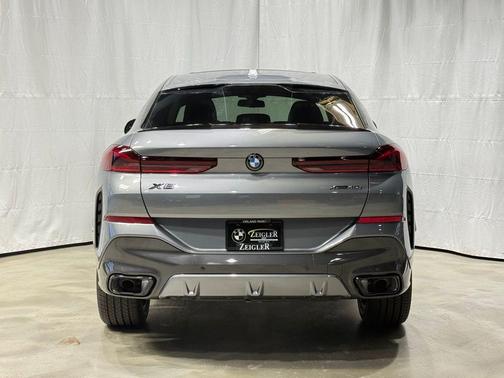 2026 BMW X6 xDrive40i