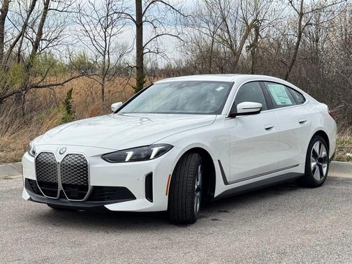 Alpine White 2026 BMW i4 Gran Coupe xDrive40