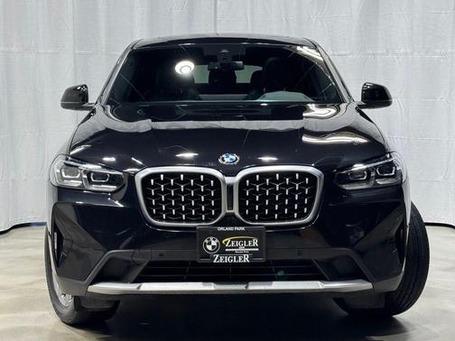 Black Sapphire Metallic 2023 BMW X4 xDrive30i