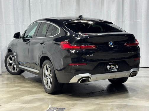 Black Sapphire Metallic 2023 BMW X4 xDrive30i