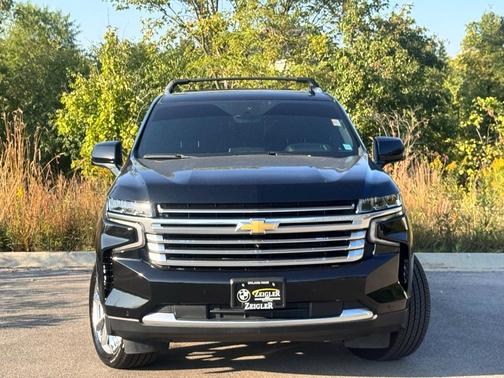 2023 Chevrolet Suburban High Country