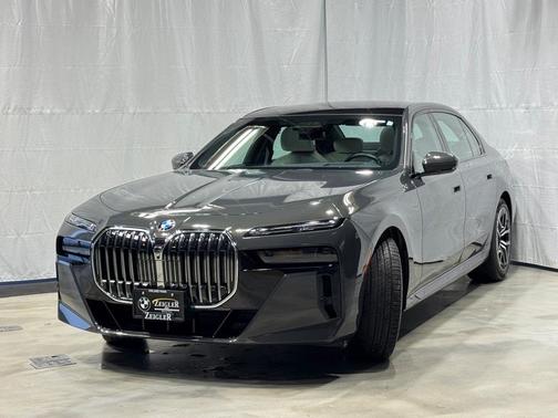2023 BMW 760 760i xDrive