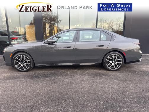 2023 BMW 760 760i xDrive
