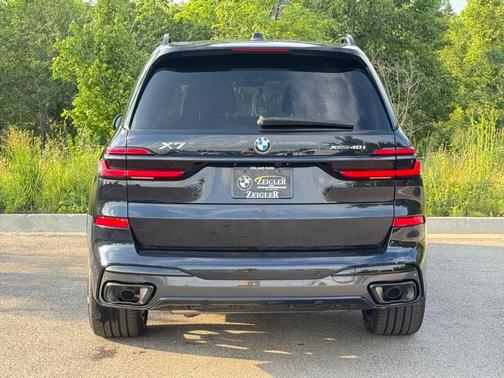 2026 BMW X7 xDrive40i