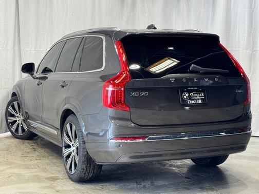 2025 Volvo XC90 B6 Ultra
