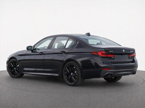 Carbon Black Metallic 2023 BMW 530 i xDrive