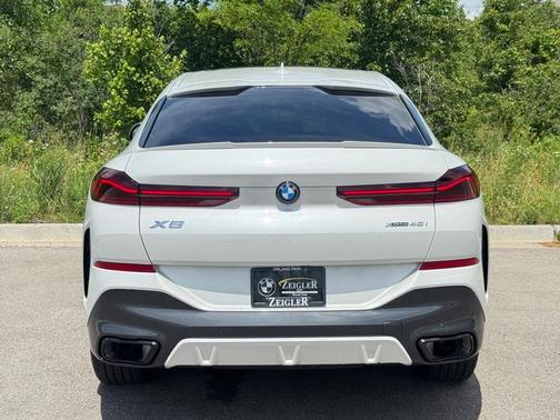 2022 BMW X6 xDrive40i