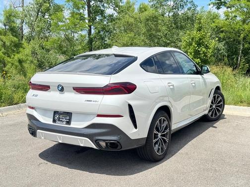 2022 BMW X6 xDrive40i