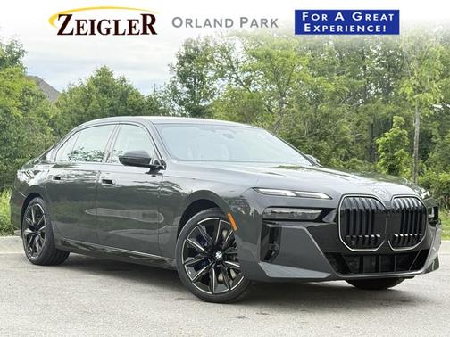 2025 BMW 740 i xDrive