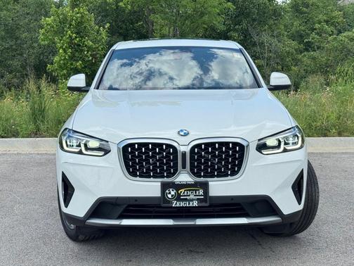 2022 BMW X4 xDrive30i