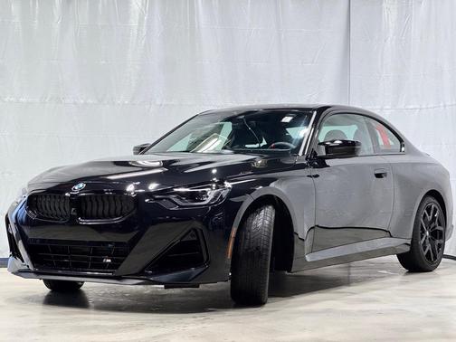 2026 BMW M240 i xDrive