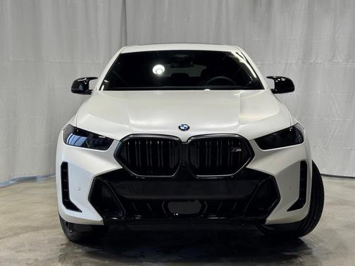 2026 BMW X6 M60i