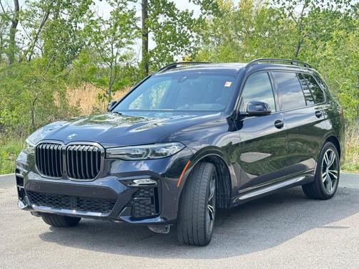 2022 BMW X7 xDrive40i