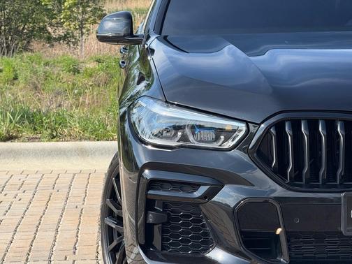 2022 BMW X6 xDrive40i