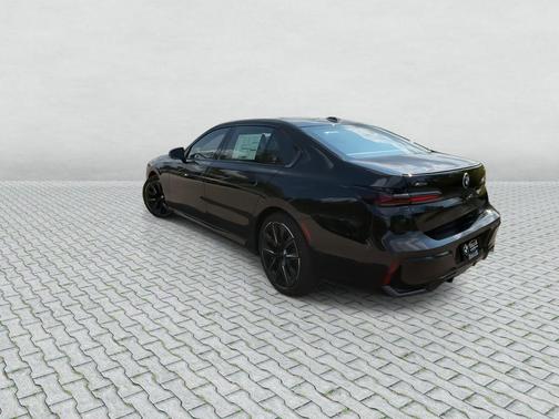 Black Sapphire Metallic 2026 BMW 740 i xDrive