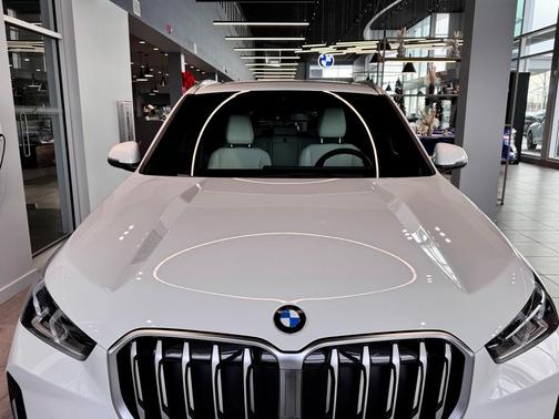 2026 BMW X1 xDrive28i