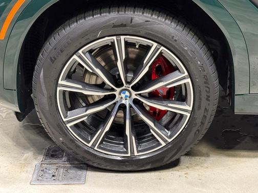 2026 BMW X6 xDrive40i