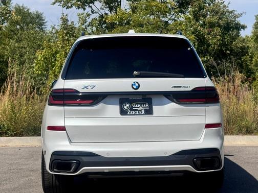 2024 BMW X7 xDrive40i