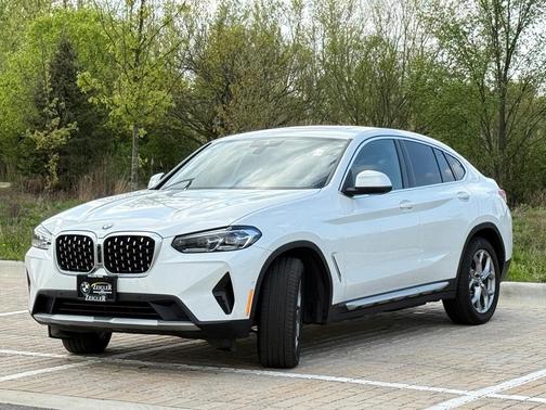 2024 BMW X4 xDrive30i