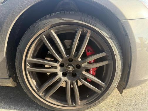 2023 Maserati Quattroporte Modena Q4