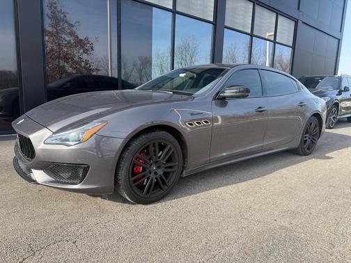 2023 Maserati Quattroporte Modena Q4