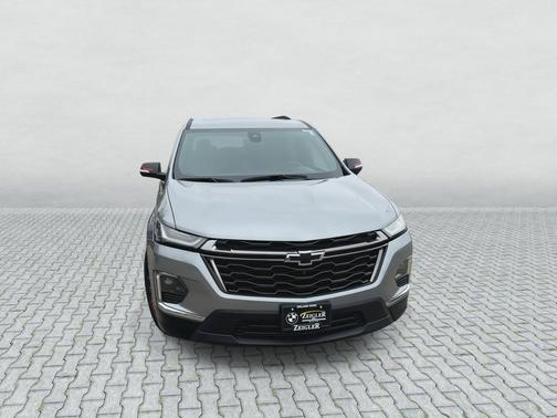 Sterling Gray Metallic 2023 Chevrolet Traverse Premier