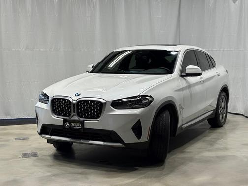 2023 BMW X4 xDrive30i
