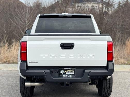 2025 Toyota Tacoma SR