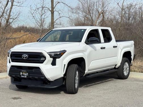 2025 Toyota Tacoma SR