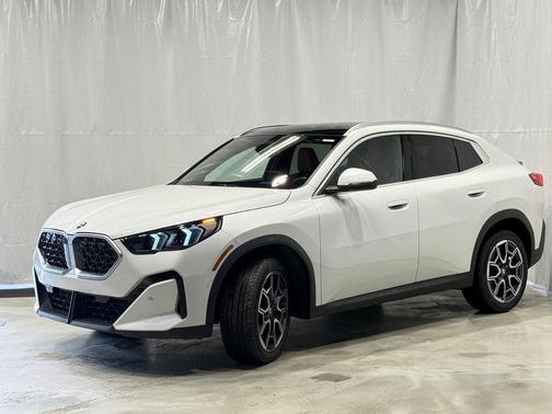 2025 BMW X2 xDrive28i