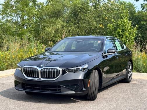 2026 BMW 530 i xDrive