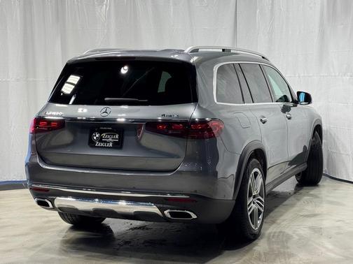 2025 Mercedes-Benz GLS 450 4MATIC