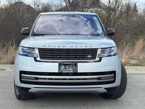 Hakuba Silver 2023 Land Rover Range Rover P530 SE