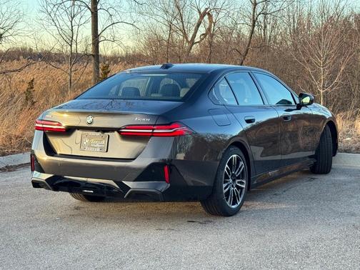 2026 BMW 530 i xDrive