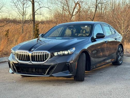 2026 BMW 530 i xDrive